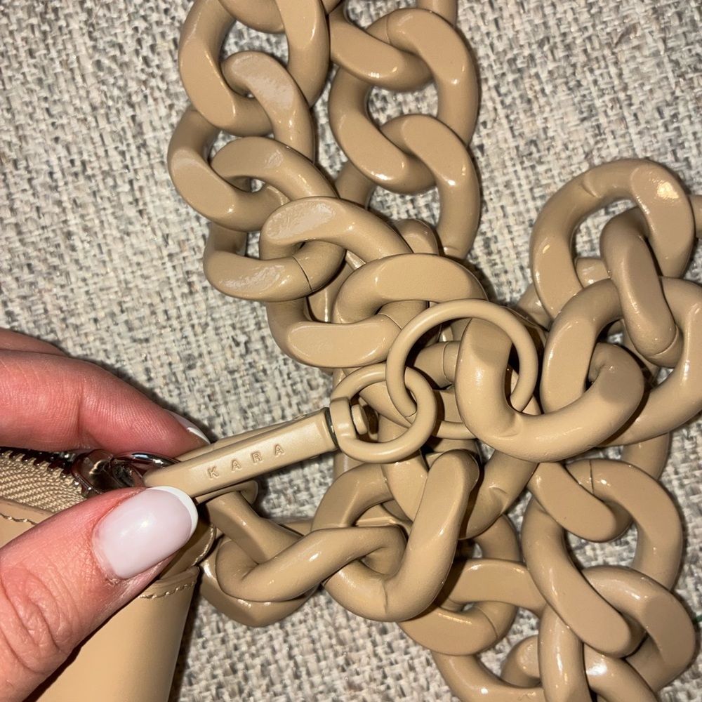 KARA Beige Mini Zip Key & Card Pouch with Chunky Chain Strap - Picture 5 of 8